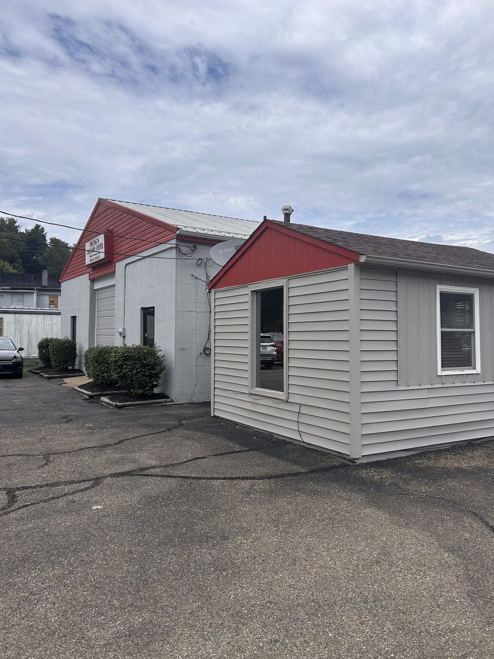 Young's Collision Center parking lot and shop